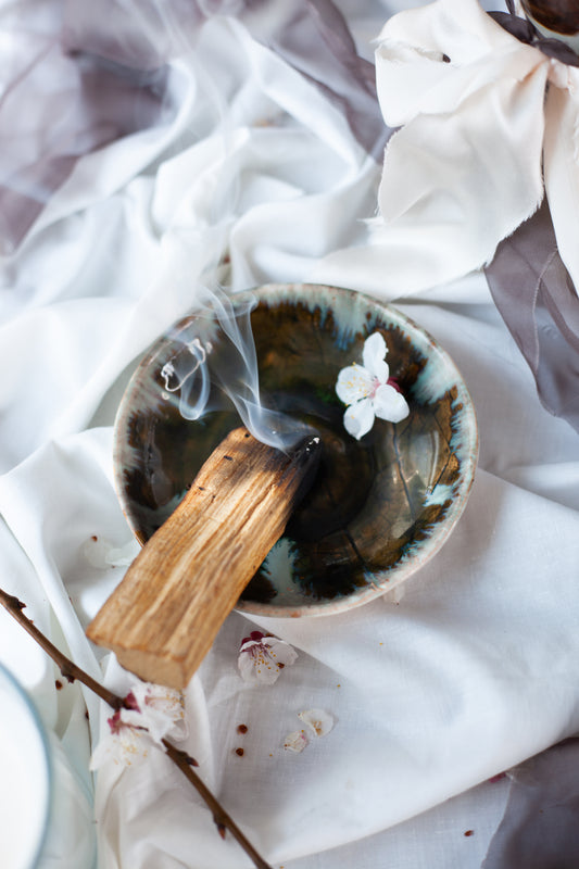 A-Grade Palo Santo Sticks - Palo Santo Incense - Palo Santo Smudge Sticks Bulk image 0