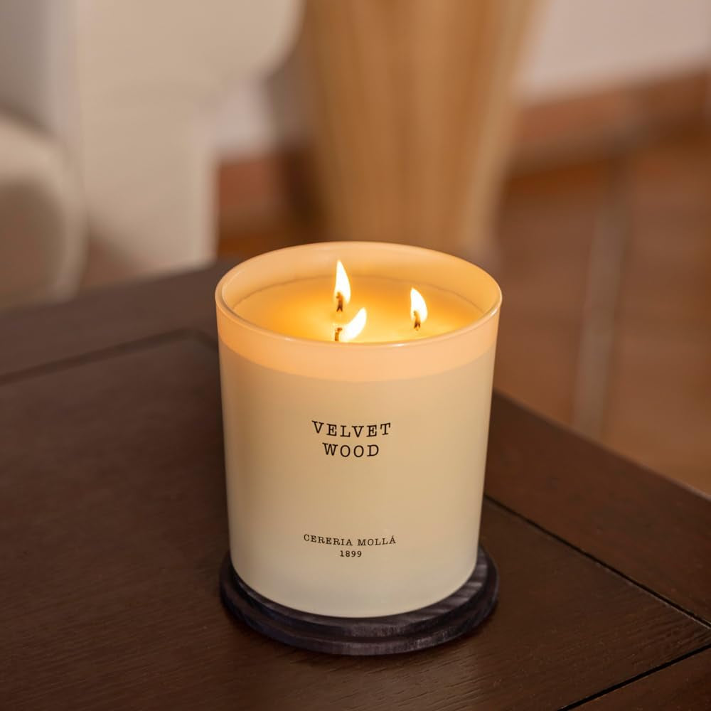 Cereria Molla Velvet Wood XL Scented Candle in Glass image 2